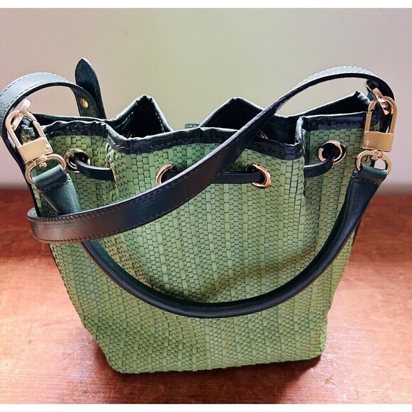 Zoe De Huertas Roma Italian Woven Green Crossbody 100% Leather Bucket Bag - Picture 3 of 5